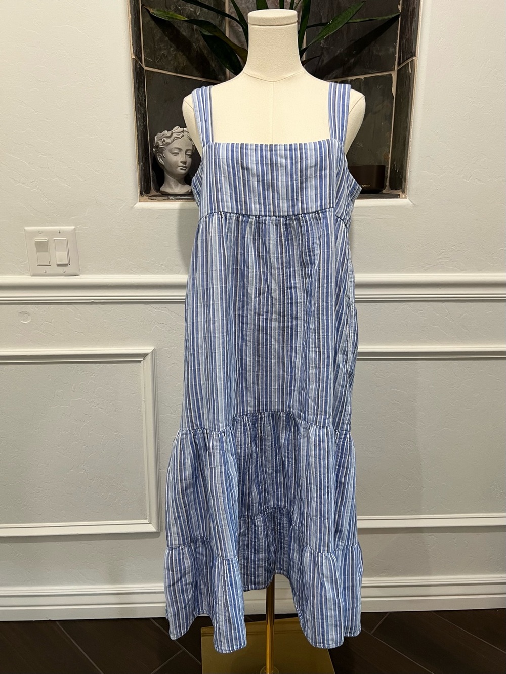 Elliott Lauren Striped Tiered Maxi Dress Size Medium